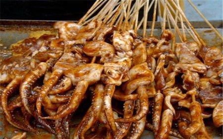 街头鱿鱼爆料怎么做的视频,跟随视频学做美味鱿鱼  第2张