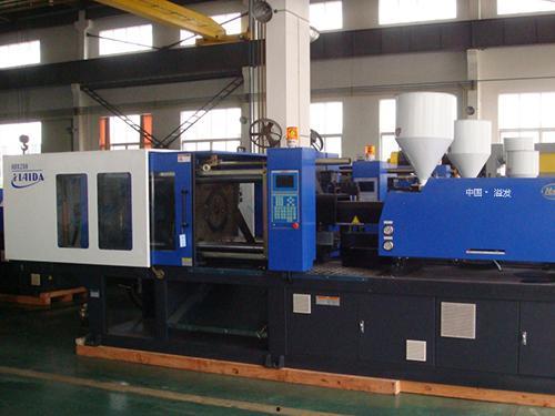 注塑机模具爆料视频讲解  第2张