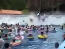 水上乐园爆料视频,揭秘爆笑爆料视频背后的欢乐时光  第2张