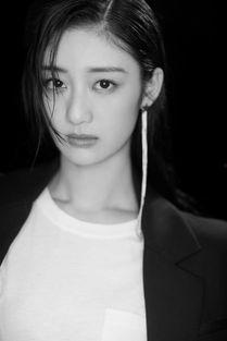 娱乐大爆料戚砚笛,揭秘明星幕后故事  第2张