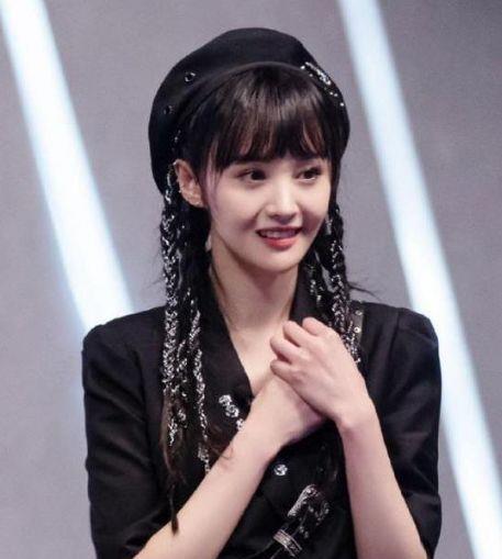 华晨宇和郑爽最新爆料,揭秘娱乐圈背后的真相与情感纠葛 第3张 华晨宇和郑爽最新爆料,揭秘娱乐圈背后的真相与情感纠葛 第3张